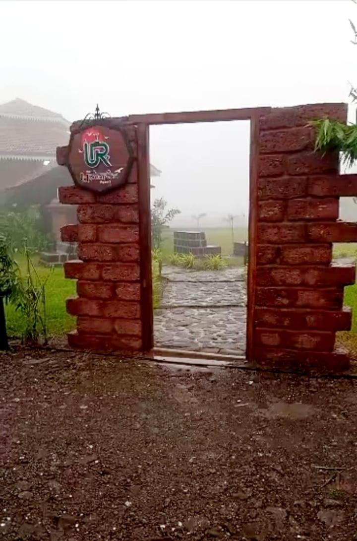 Umbartha Resort Naneghat Ghātghar Dış mekan fotoğraf